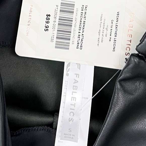 NWT Fabletics Vegan Leather High-Waisted Legging in Black - Picture 9 of 9